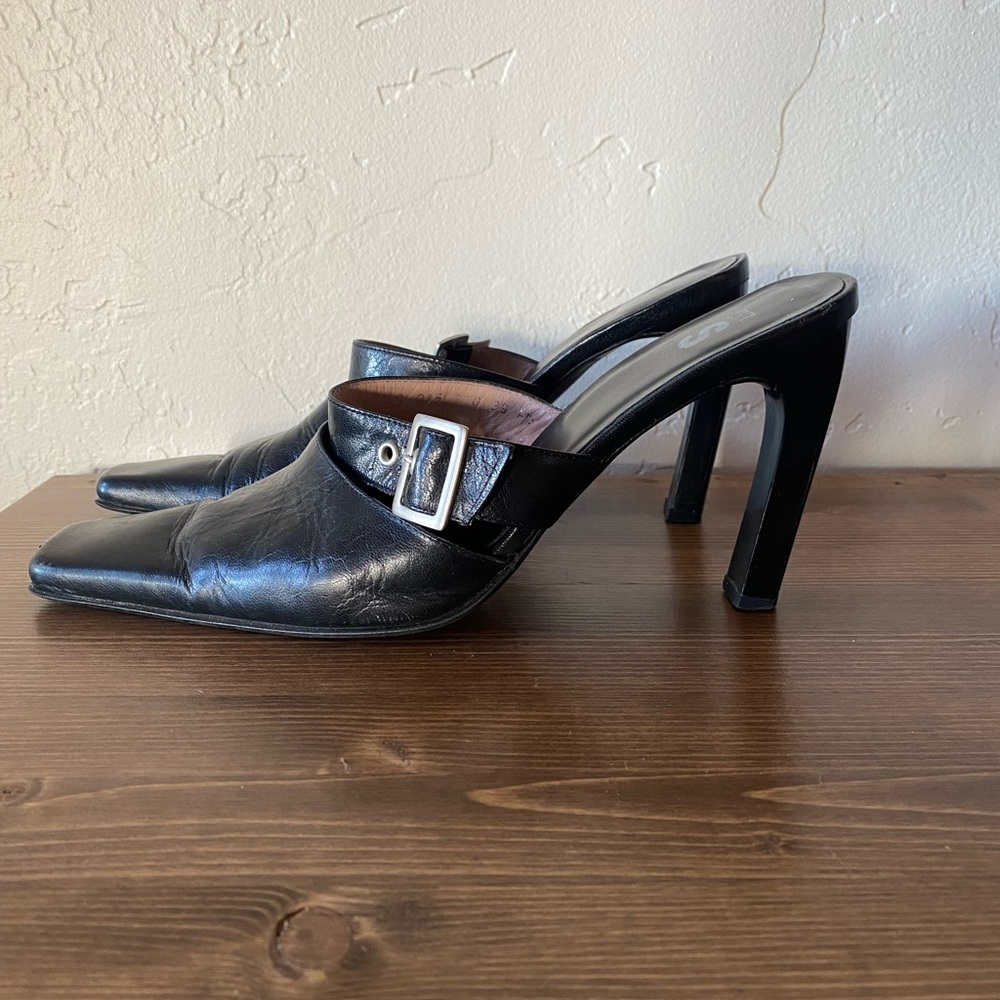 Used black 4 inch heels 9M